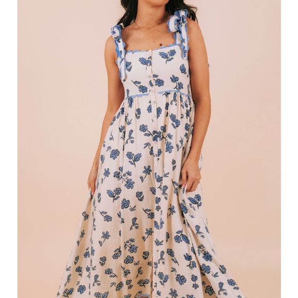 Sofie the Label Dresses & Skirts - Sofie the Label Fields of Passion Midi Floral Dress Size Small